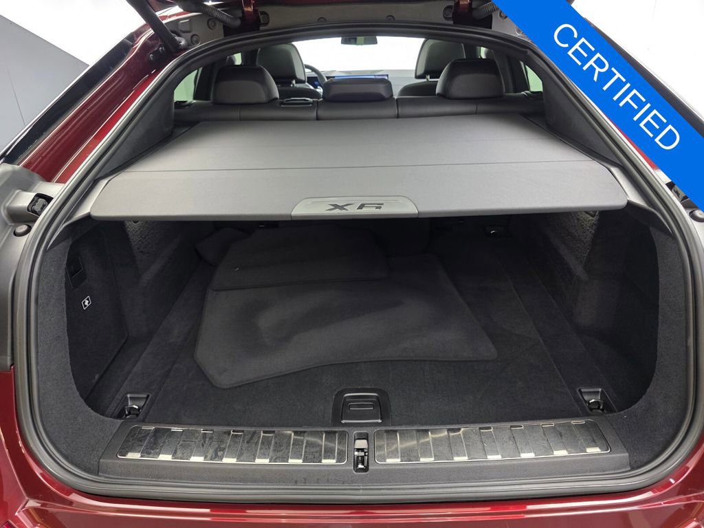 Certified 2024 BMW X6 xDrive40i w/ Premium Package image 16