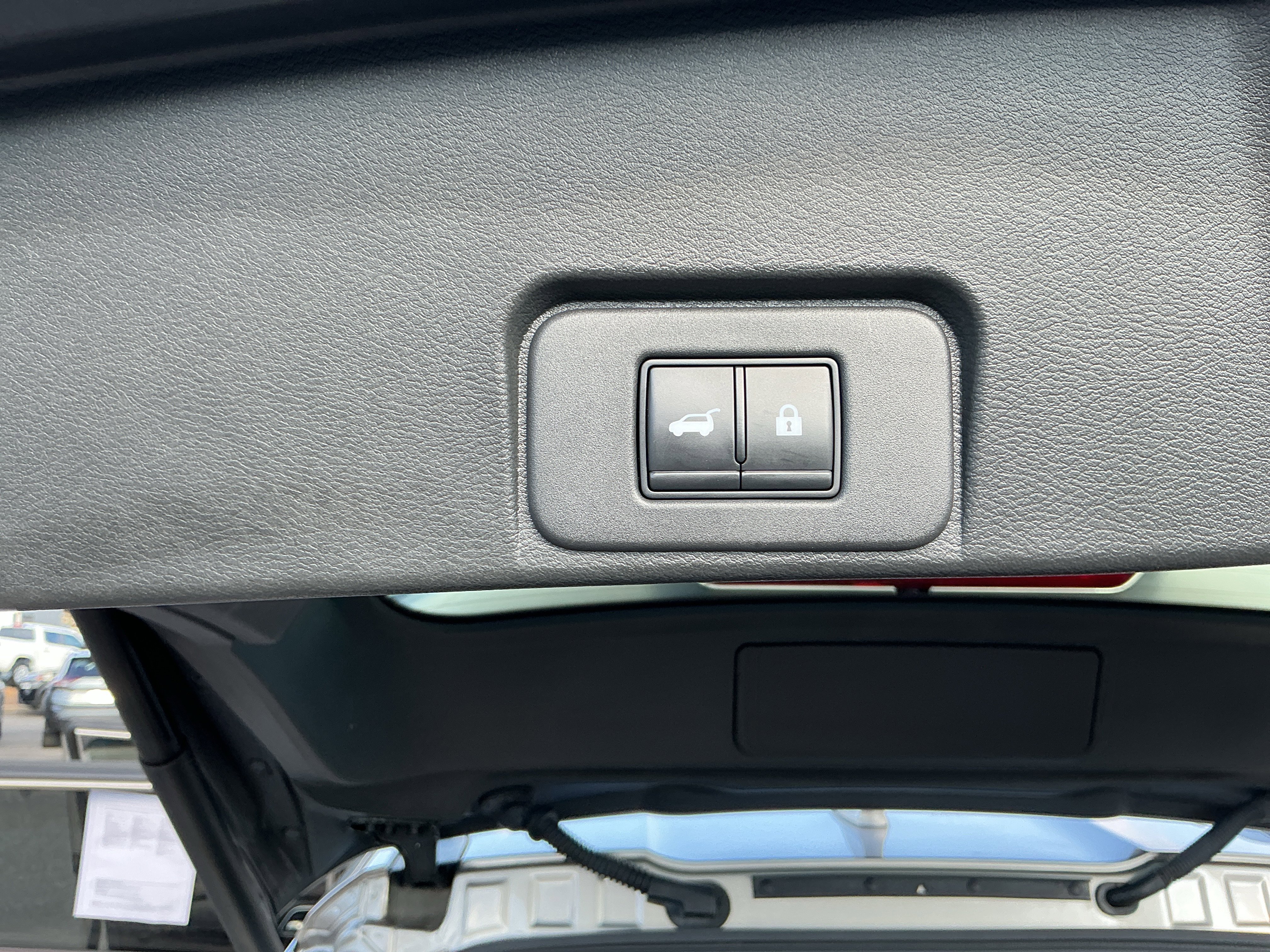 Certified 2021 Nissan Rogue Platinum image 28