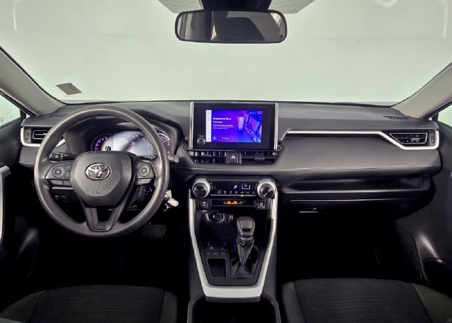 Used 2024 Toyota RAV4 LE FWD image 25