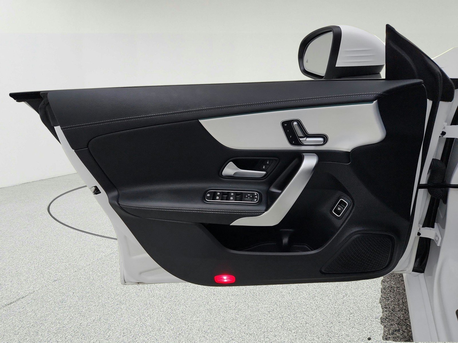 Certified 2023 Mercedes-Benz CLA 250 image 27