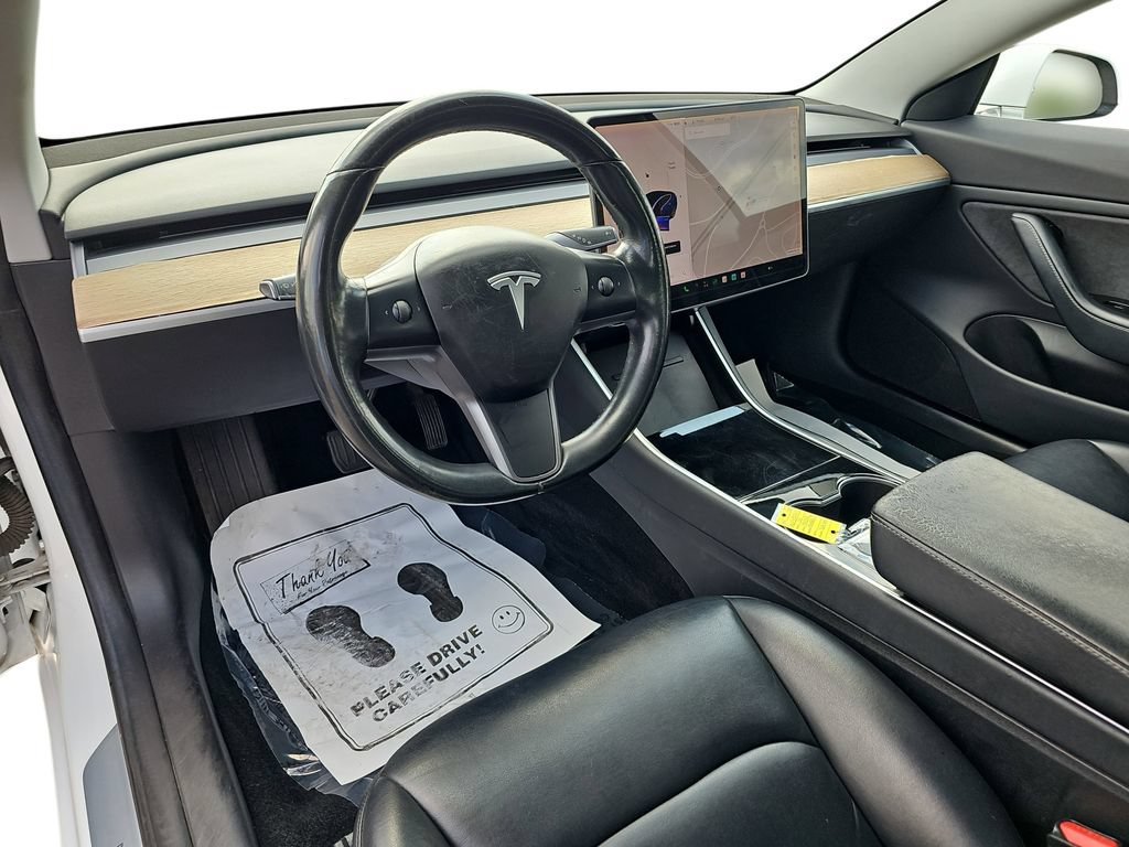 Used 2018 Tesla Model 3 Long Range RWD image 16