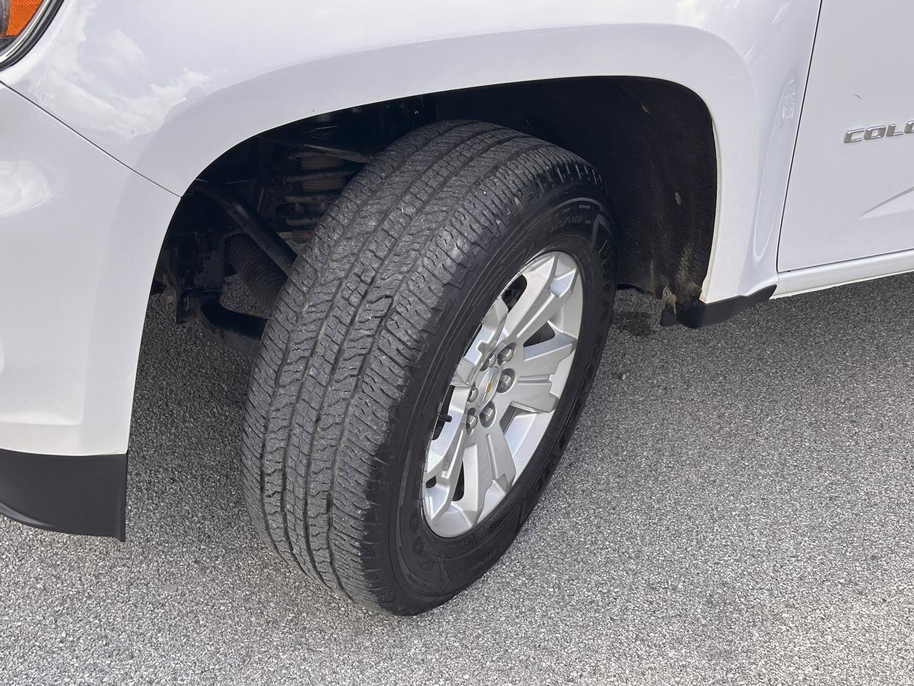 Used 2022 Chevrolet Colorado LT w/ Fleet Safety Package RWD image 13
