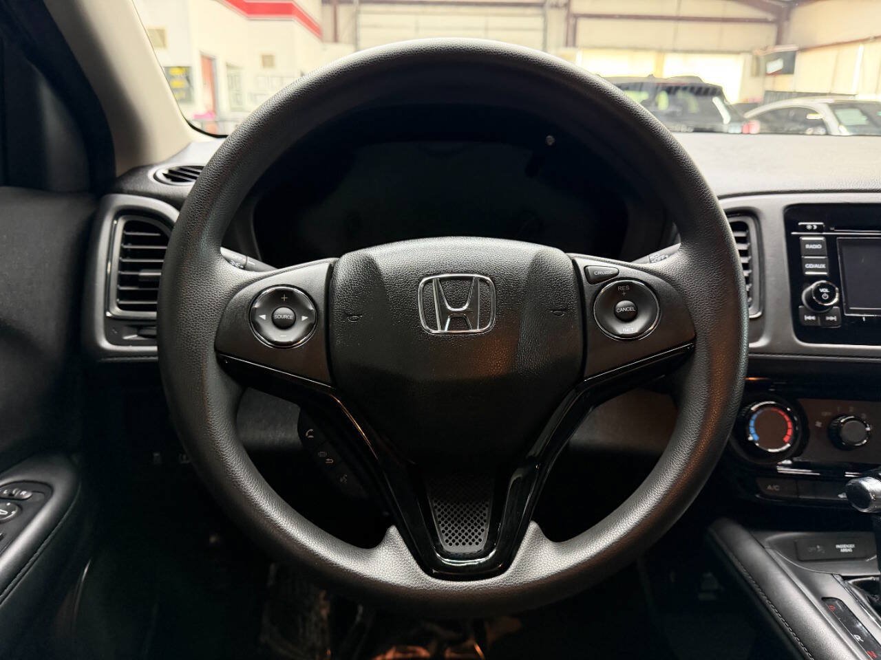 Used 2017 Honda HR-V LX image 22