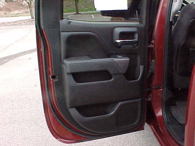 Used 2014 Chevrolet Silverado 1500 LT w/ LT Convenience Package AWD/4WD image 19