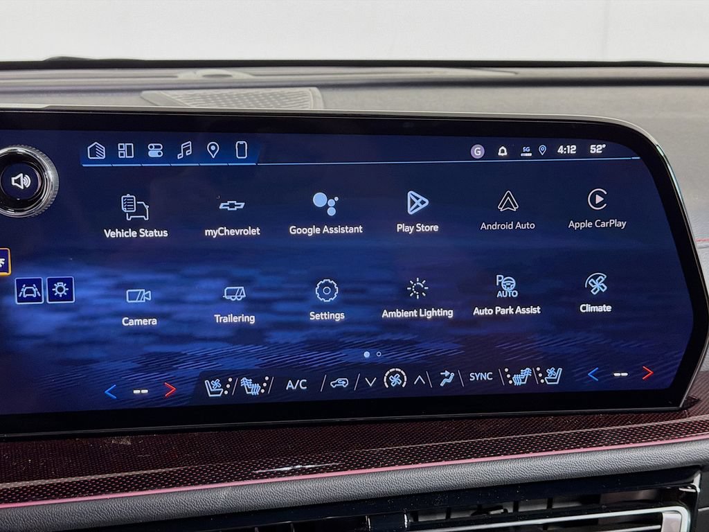 New 2026 Chevrolet Traverse RS w/ LPO, Floor Liner Package AWD/4WD image 14
