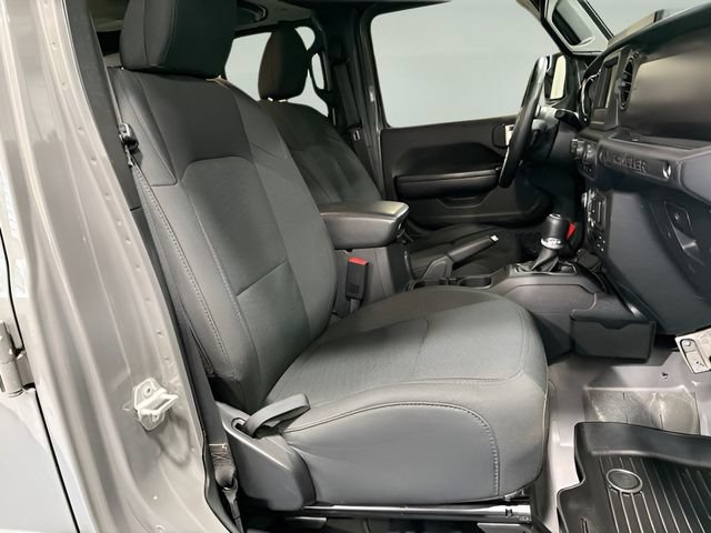 Used 2020 Jeep Wrangler Unlimited Sport AWD/4WD image 18