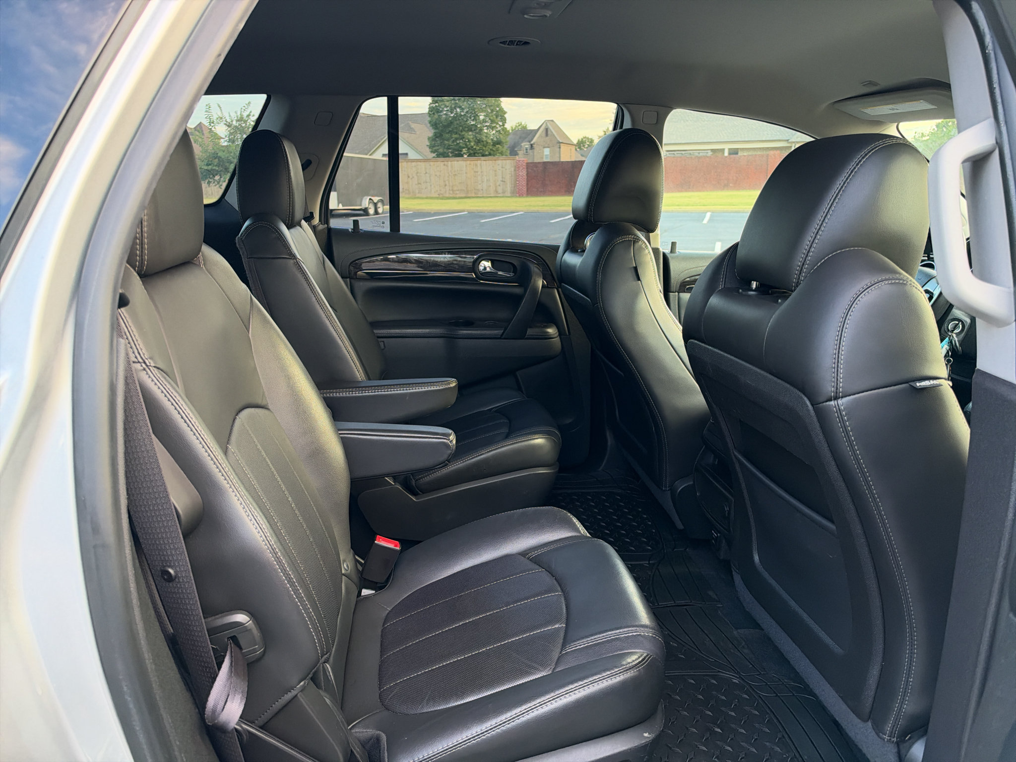 Used 2015 Buick Enclave Leather FWD image 18