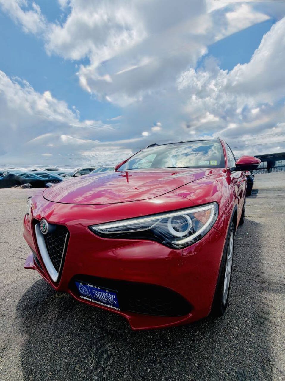 Used 2018 Alfa Romeo Stelvio Ti Sport AWD/4WD image 3