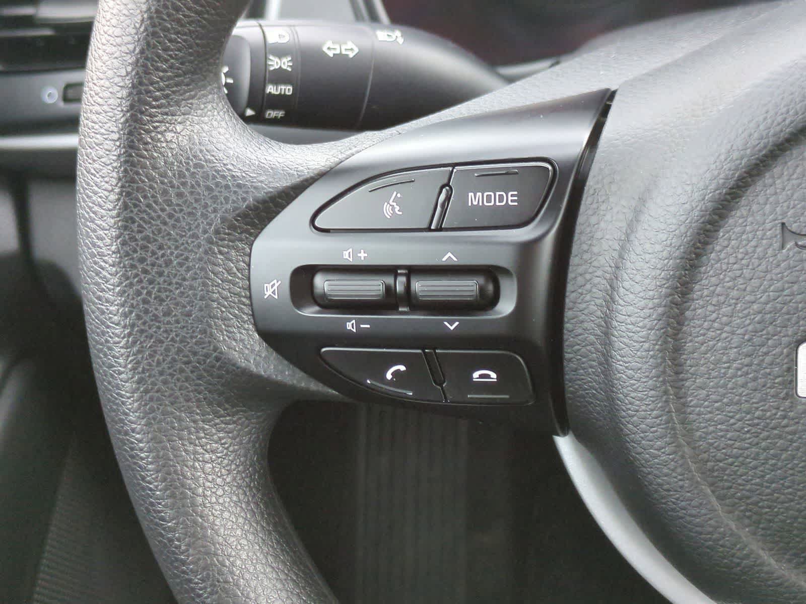Used 2022 Kia Rio S FWD image 18
