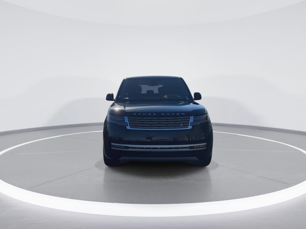Used 2025 Land Rover Range Rover Long Wheelbase Autobiography image 2