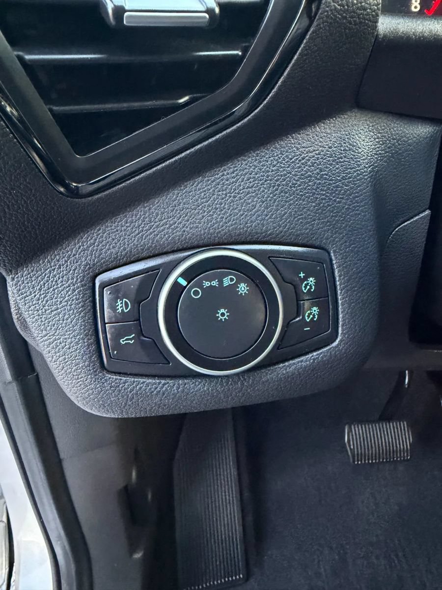 Used 2017 Ford Escape Titanium FWD image 15