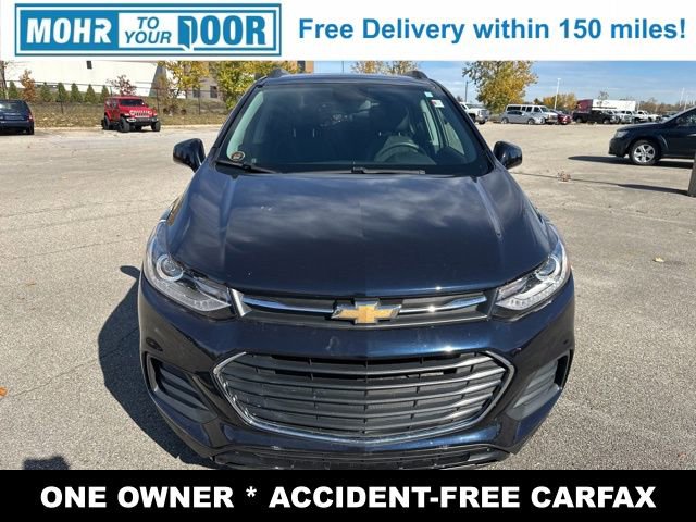 Used 2022 Chevrolet Trax LT w/ LT Convenience Package image 2