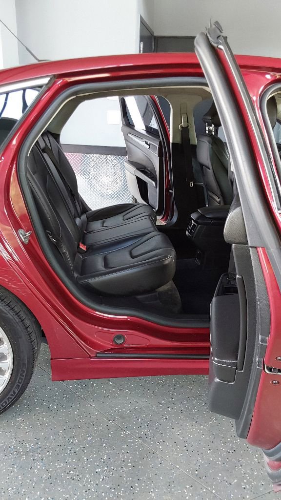 Used 2016 Ford Fusion Titanium FWD image 15