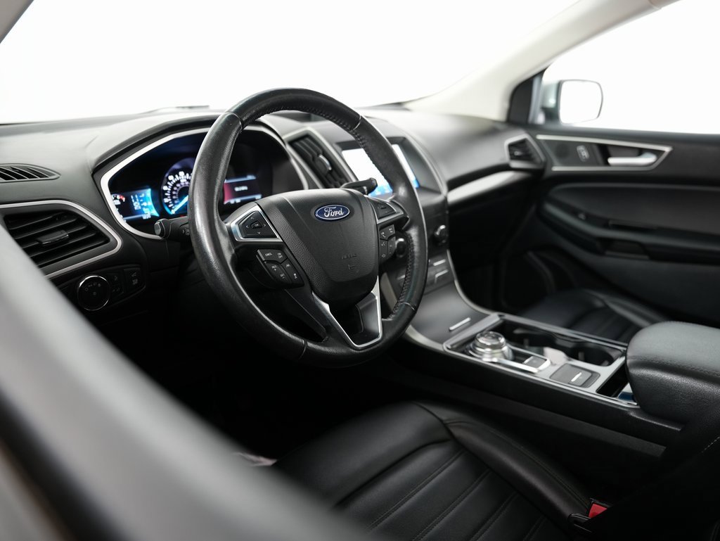 Used 2020 Ford Edge SEL w/ Convenience Package image 6
