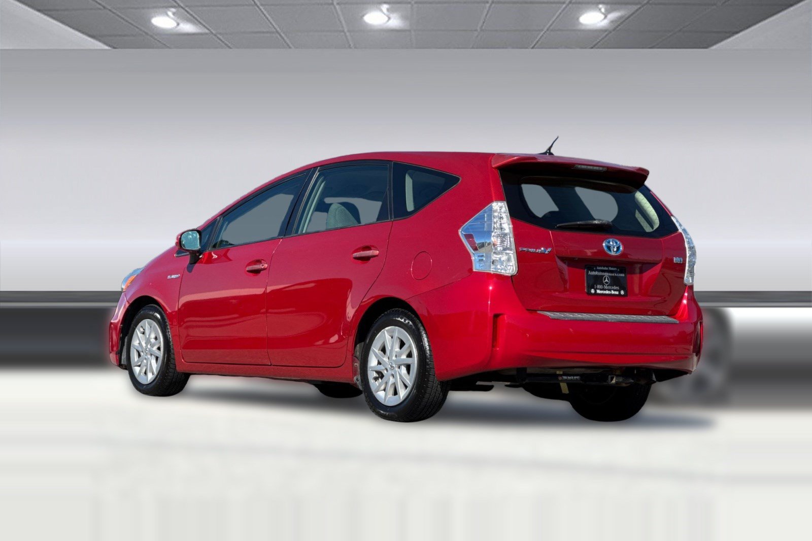 Used 2012 Toyota Prius V Three FWD image 3