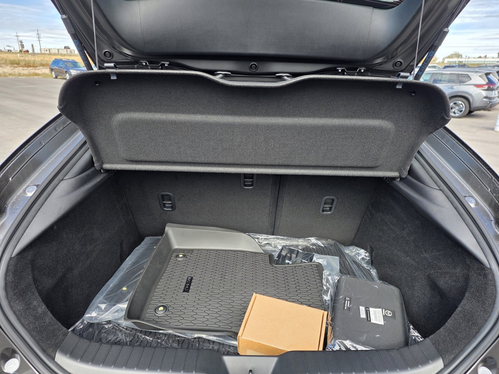 New 2026 MAZDA MAZDA3 Hatchback w/ Appearance Package image 31