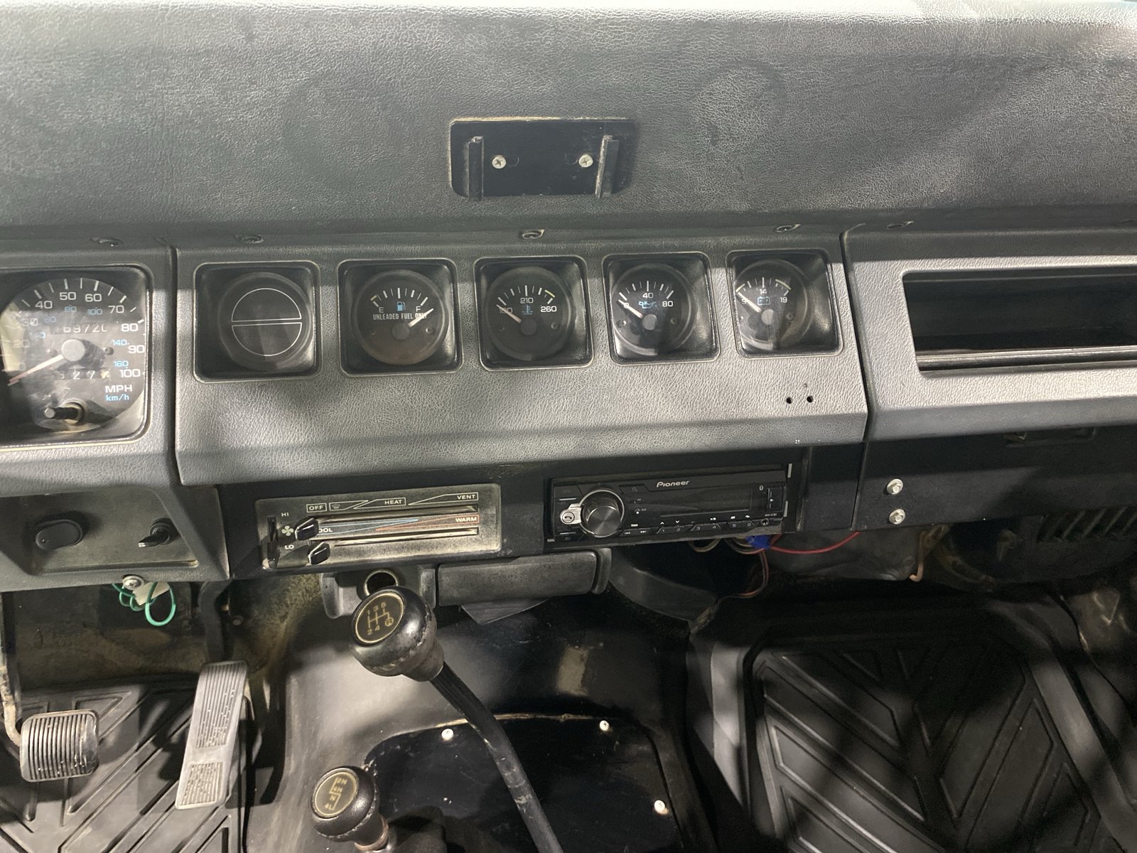 Used 1992 Jeep Wrangler S AWD/4WD image 13