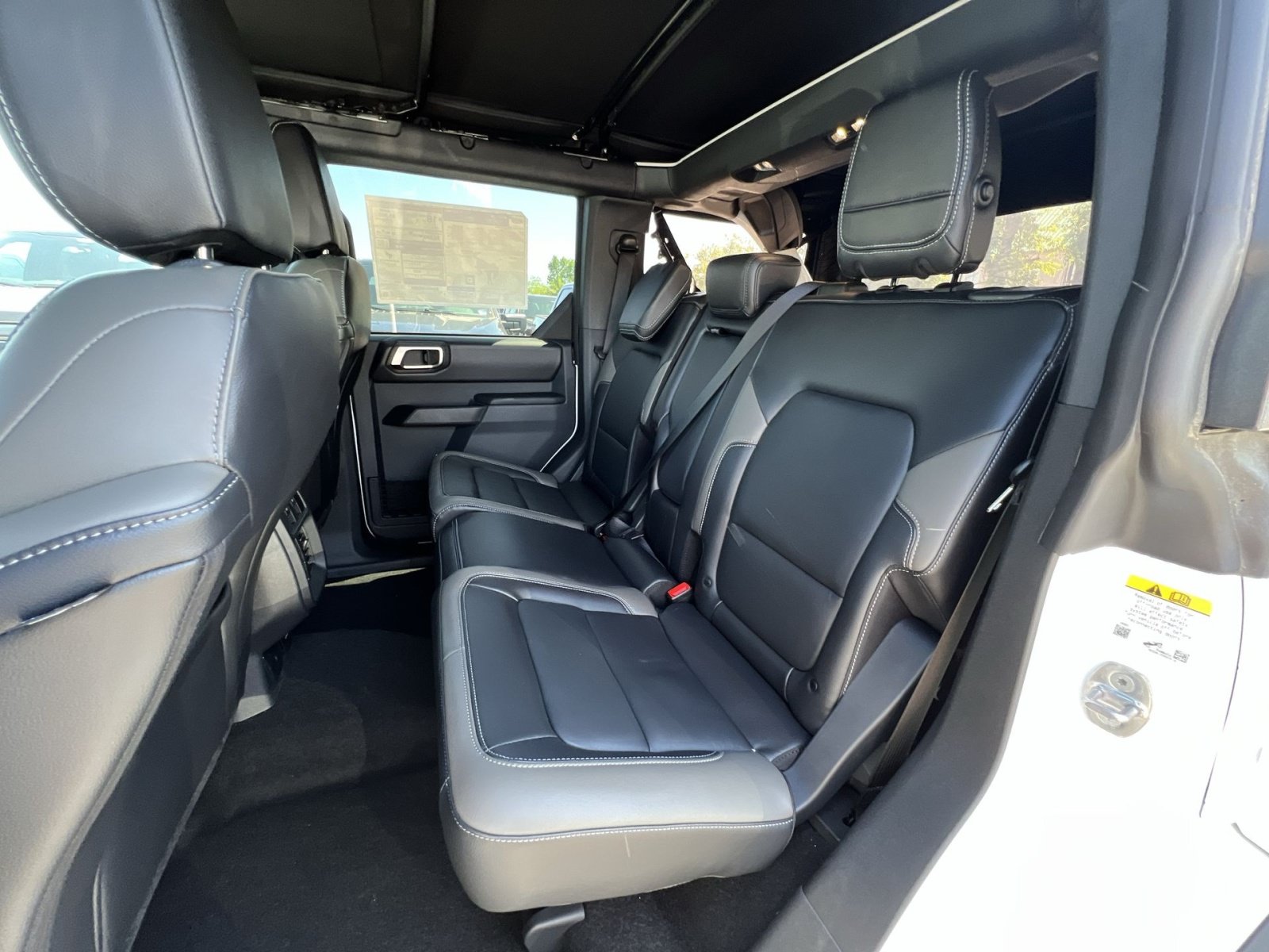 New 2025 Ford Bronco Outer Banks w/ Sasquatch Package AWD/4WD image 48