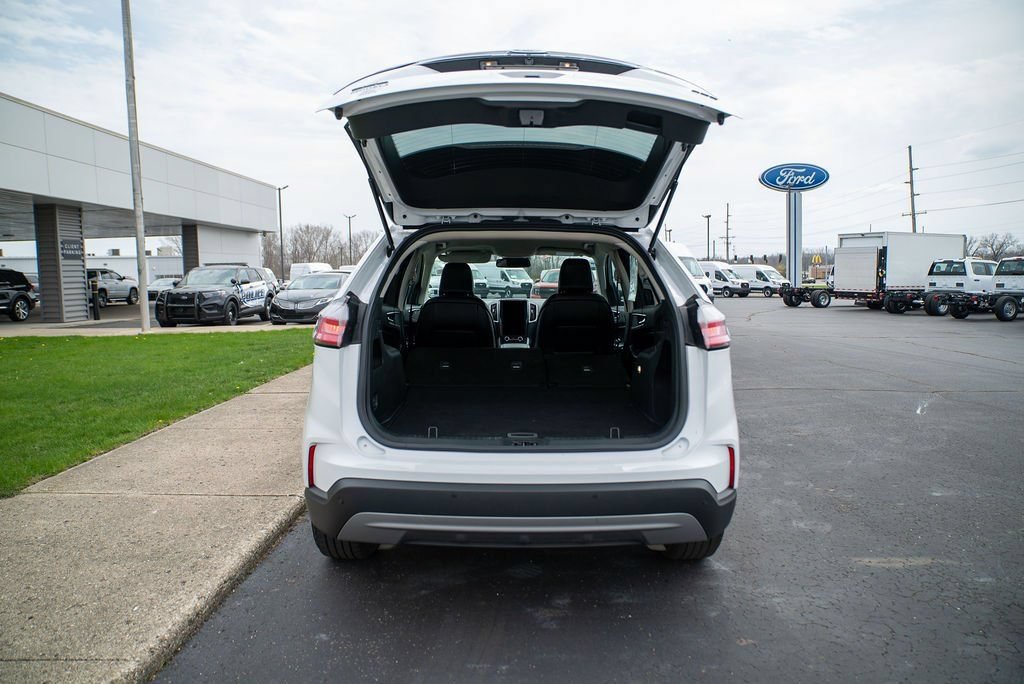 Used 2022 Ford Edge SEL AWD/4WD image 12