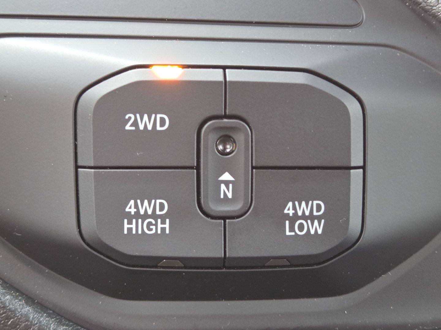 Used 2026 RAM 3500 Tradesman w/ Chrome Appearance Group A AWD/4WD image 22