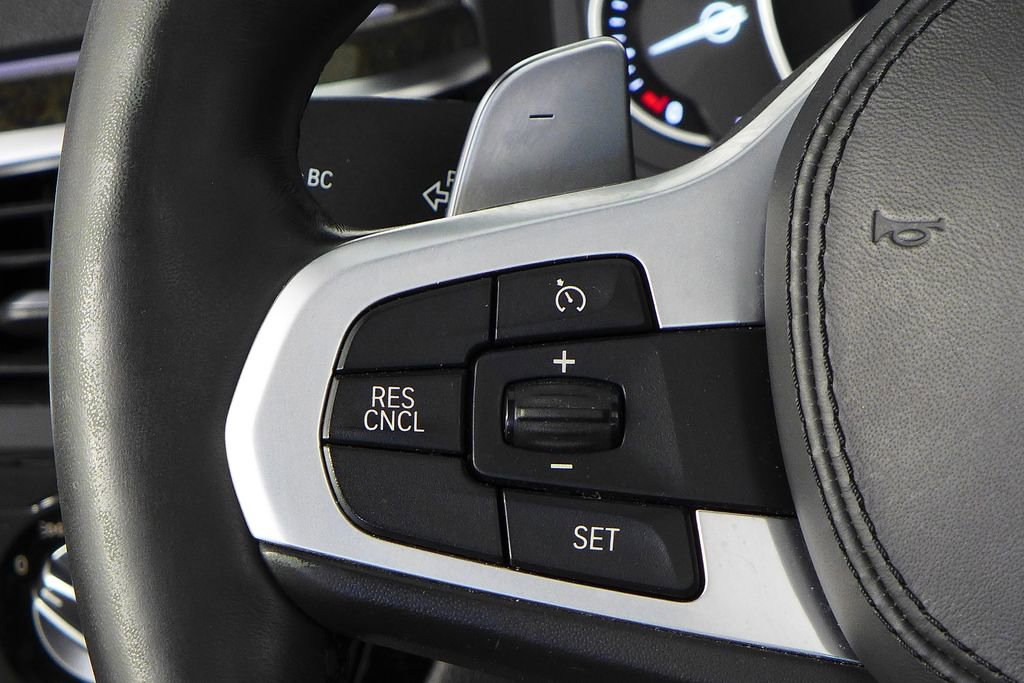 Used 2019 BMW 530e 530e iPerformance w/ M Sport Package image 30