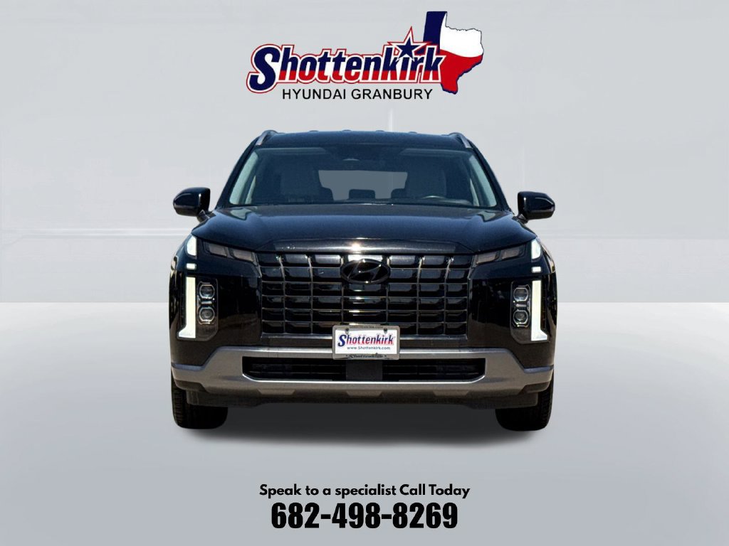Used 2024 Hyundai Palisade SEL FWD image 2