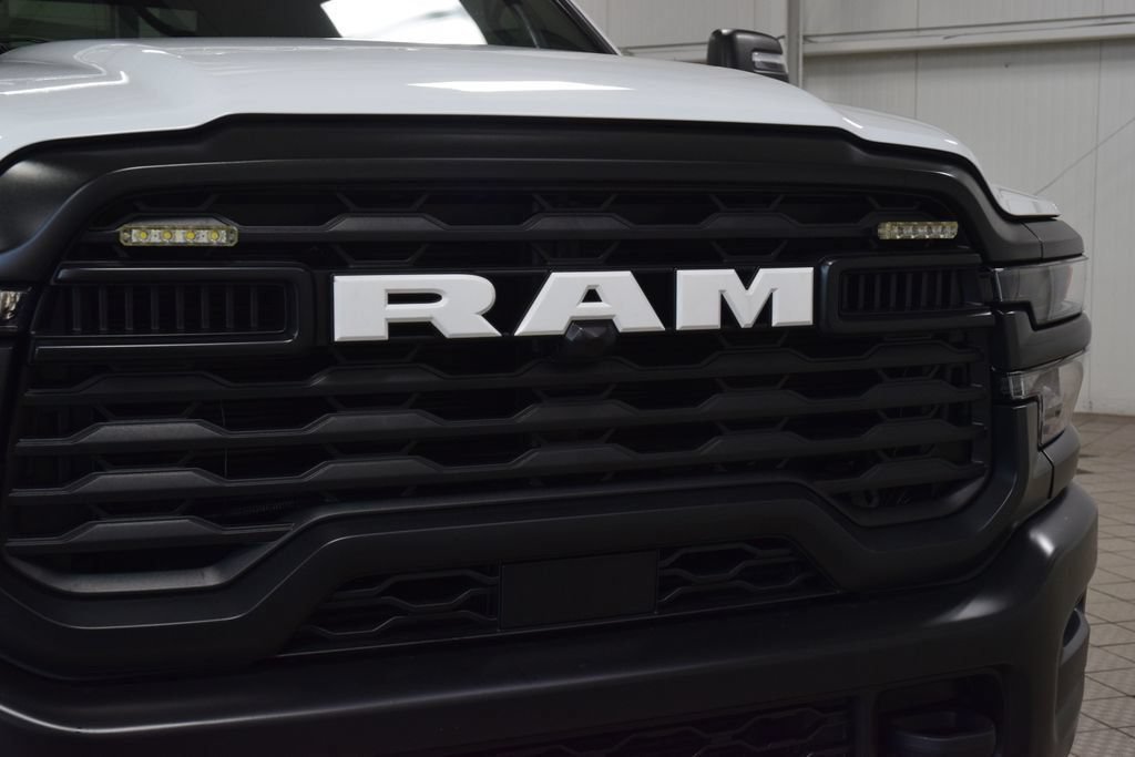 Used 2025 RAM 3500 Tradesman AWD/4WD image 5