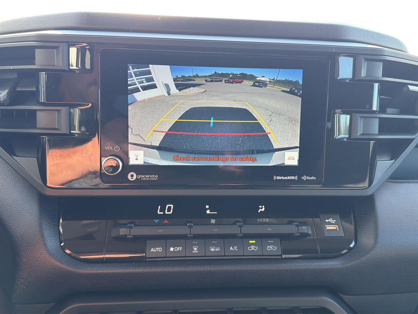 Used 2023 Toyota Tundra SR AWD/4WD image 16