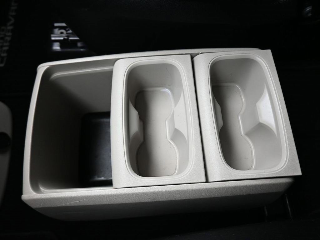 Used 2016 Dodge Grand Caravan SE image 20