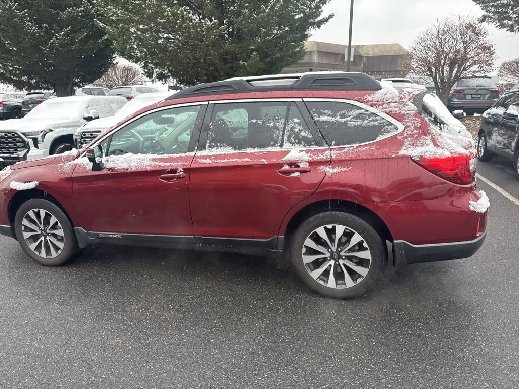 Used 2017 Subaru Outback 3.6R Limited image 10