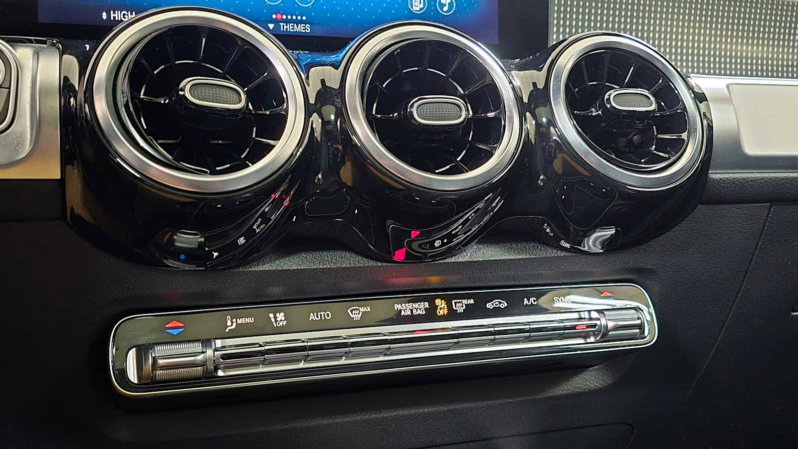 Certified 2023 Mercedes-Benz GLB 250 GLB 250 image 34