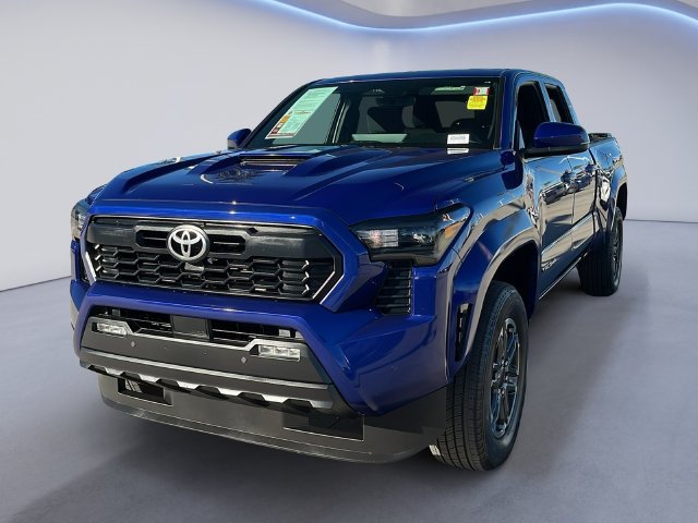 Used 2025 Toyota Tacoma TRD Sport w/ TRD Sport Upgrade Package AWD/4WD image 1