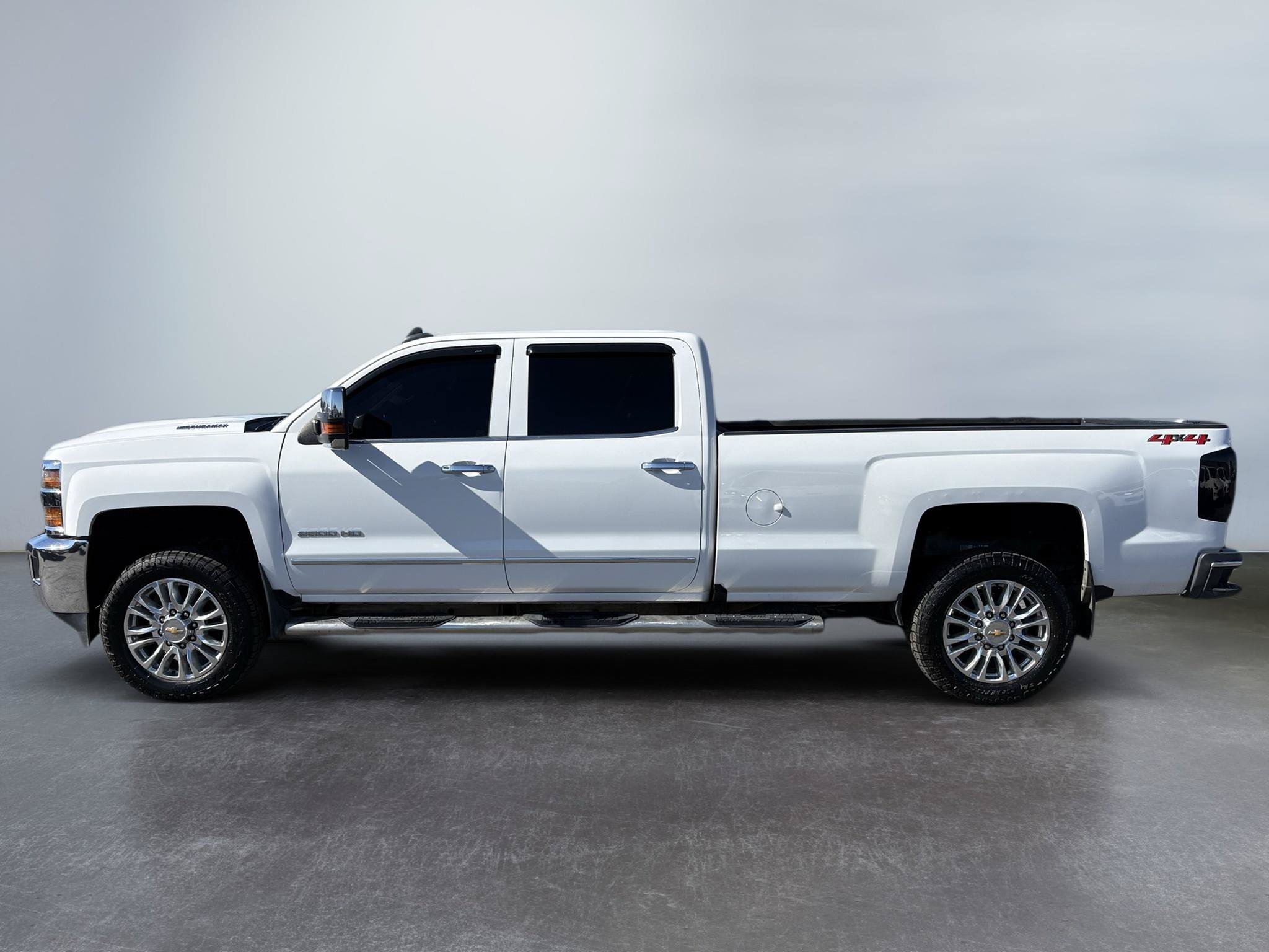Used 2018 Chevrolet Silverado 2500 LTZ w/ Duramax Plus Package AWD/4WD image 2