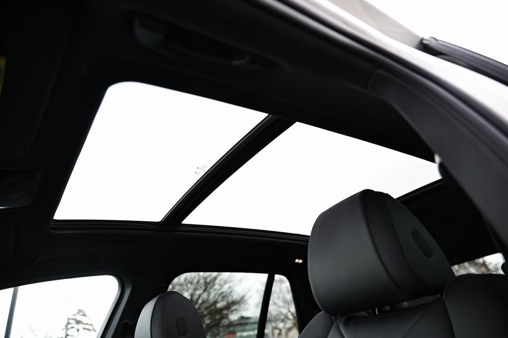 New 2026 BMW X5 xDrive40i w/ M Sport Package image 14