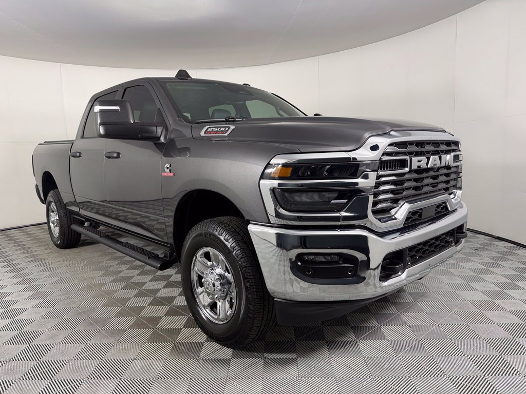 Used 2025 RAM 2500 Tradesman AWD/4WD image 4