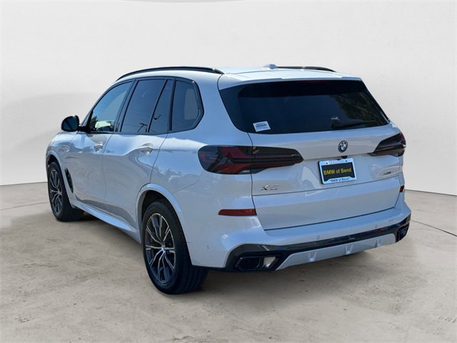 New 2026 BMW X5 xDrive50e w/ M Sport Package image 5