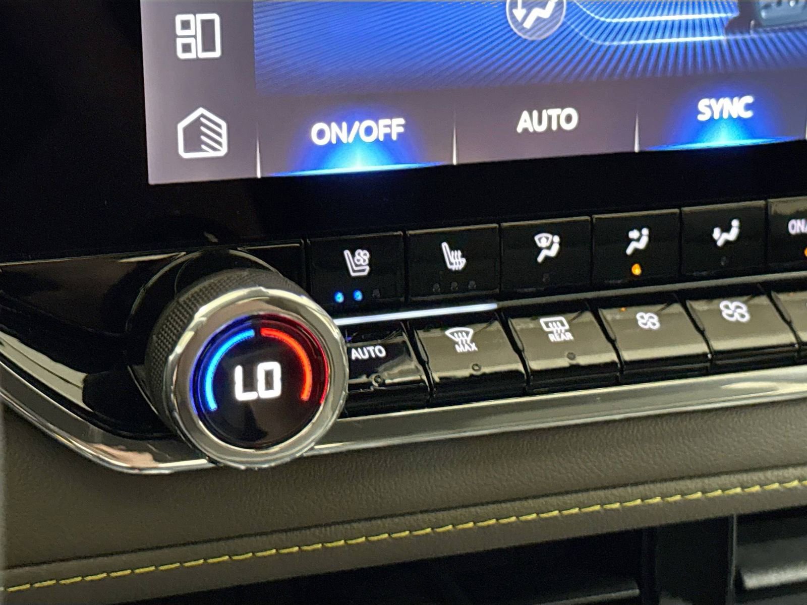 New 2025 Chevrolet Colorado ZR2 w/ Midnight Edition image 26