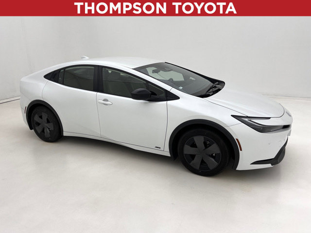 Used 2024 Toyota Prius LE AWD/4WD image 1