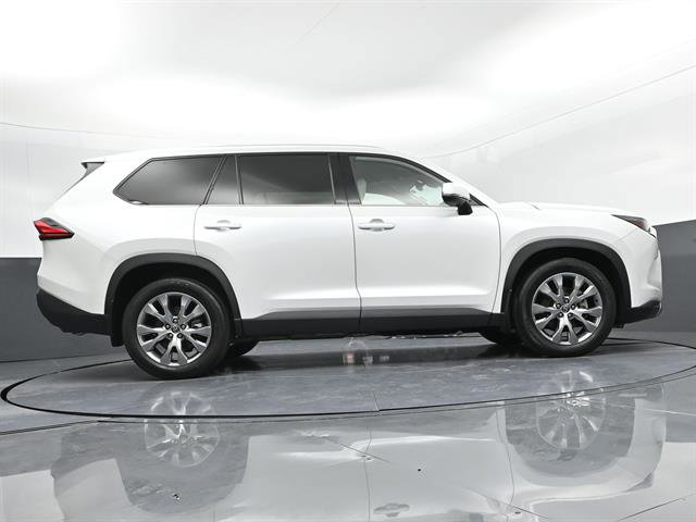 Used 2024 Toyota Grand Highlander Limited image 39