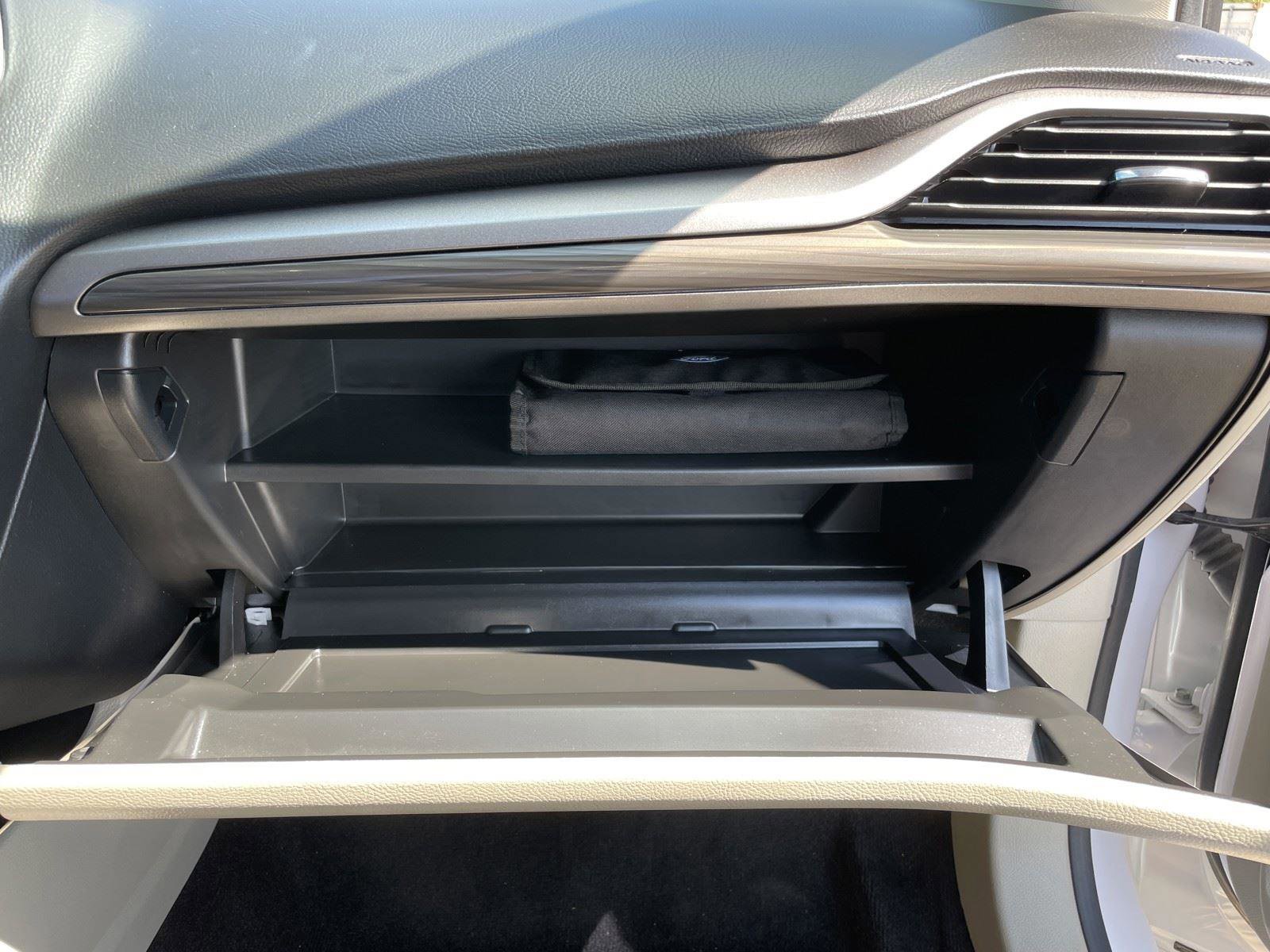 Used 2020 Ford Fusion SEL image 40