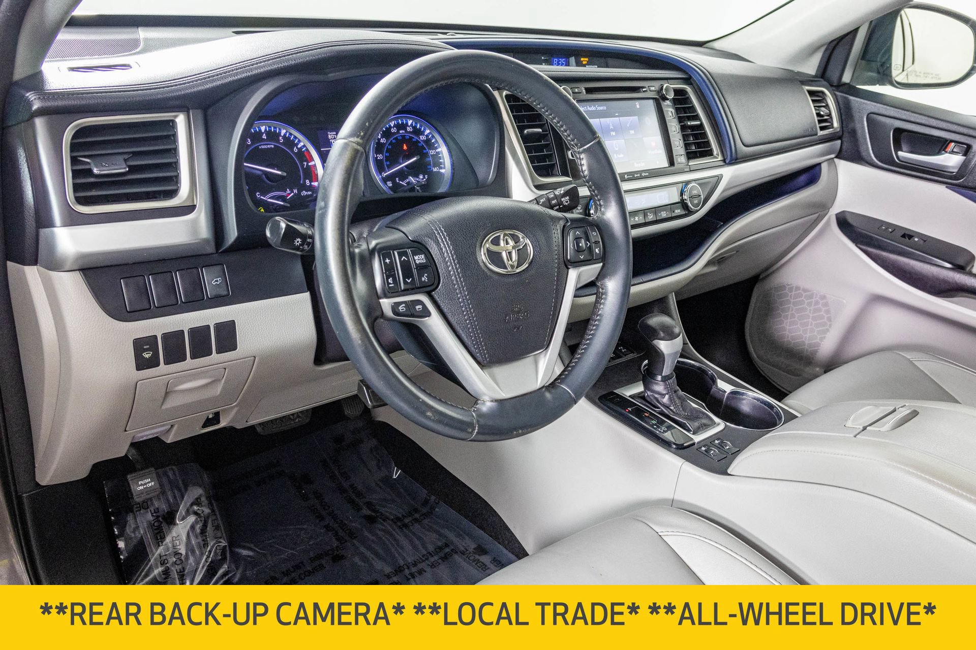 Used 2016 Toyota Highlander XLE AWD/4WD image 4
