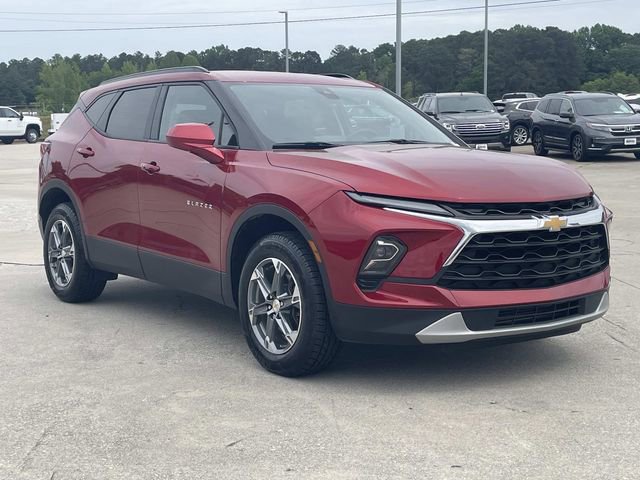 Used 2024 Chevrolet Blazer LT w/ Convenience Package FWD image 5