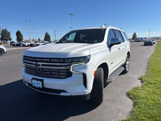 Used 2024 Chevrolet Tahoe Premier w/ Premium Package AWD/4WD image 7
