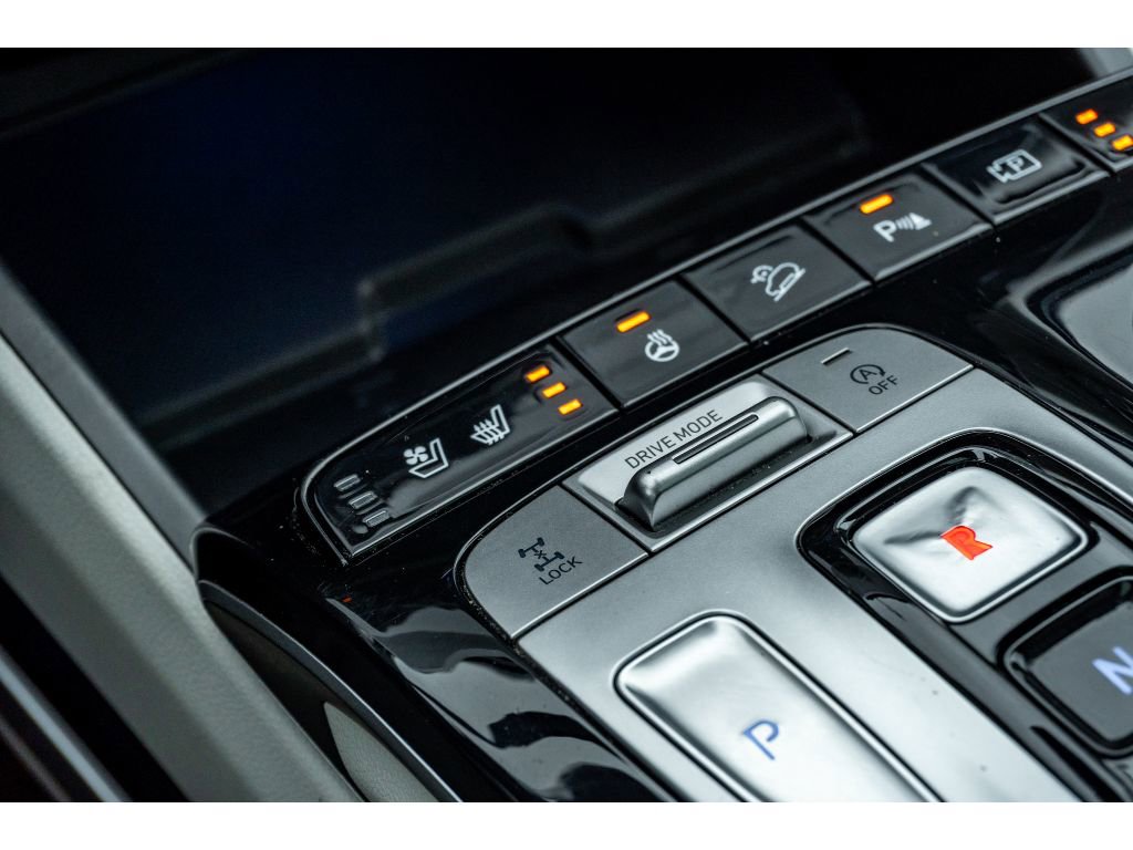 Used 2024 Hyundai Tucson Limited image 26