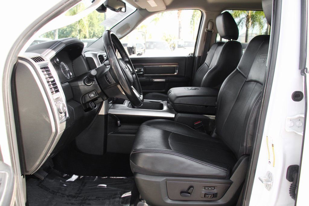 Used 2018 RAM 3500 Laramie image 18
