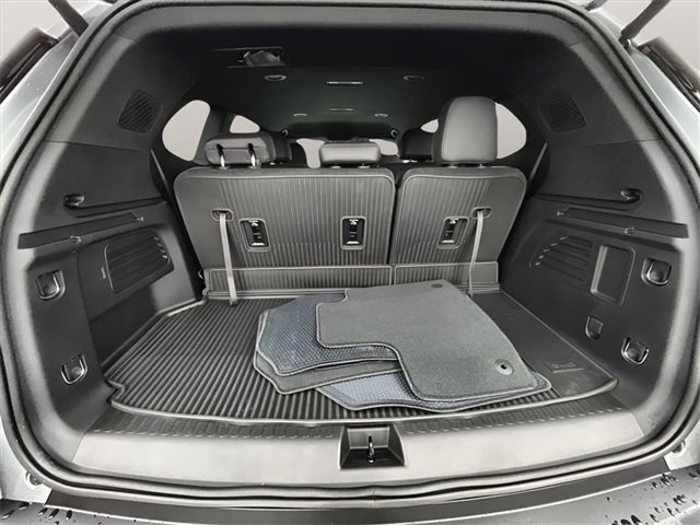 New 2026 GMC Acadia Elevation w/ Elevation Premium Package image 27