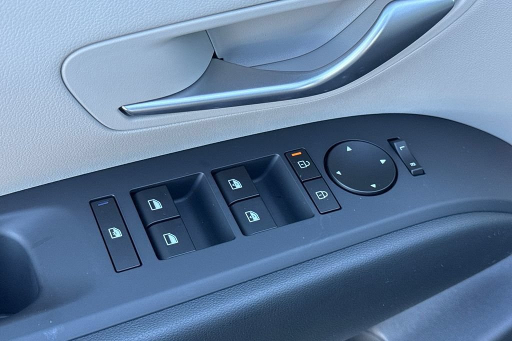 New 2026 Hyundai Tucson SEL FWD image 12