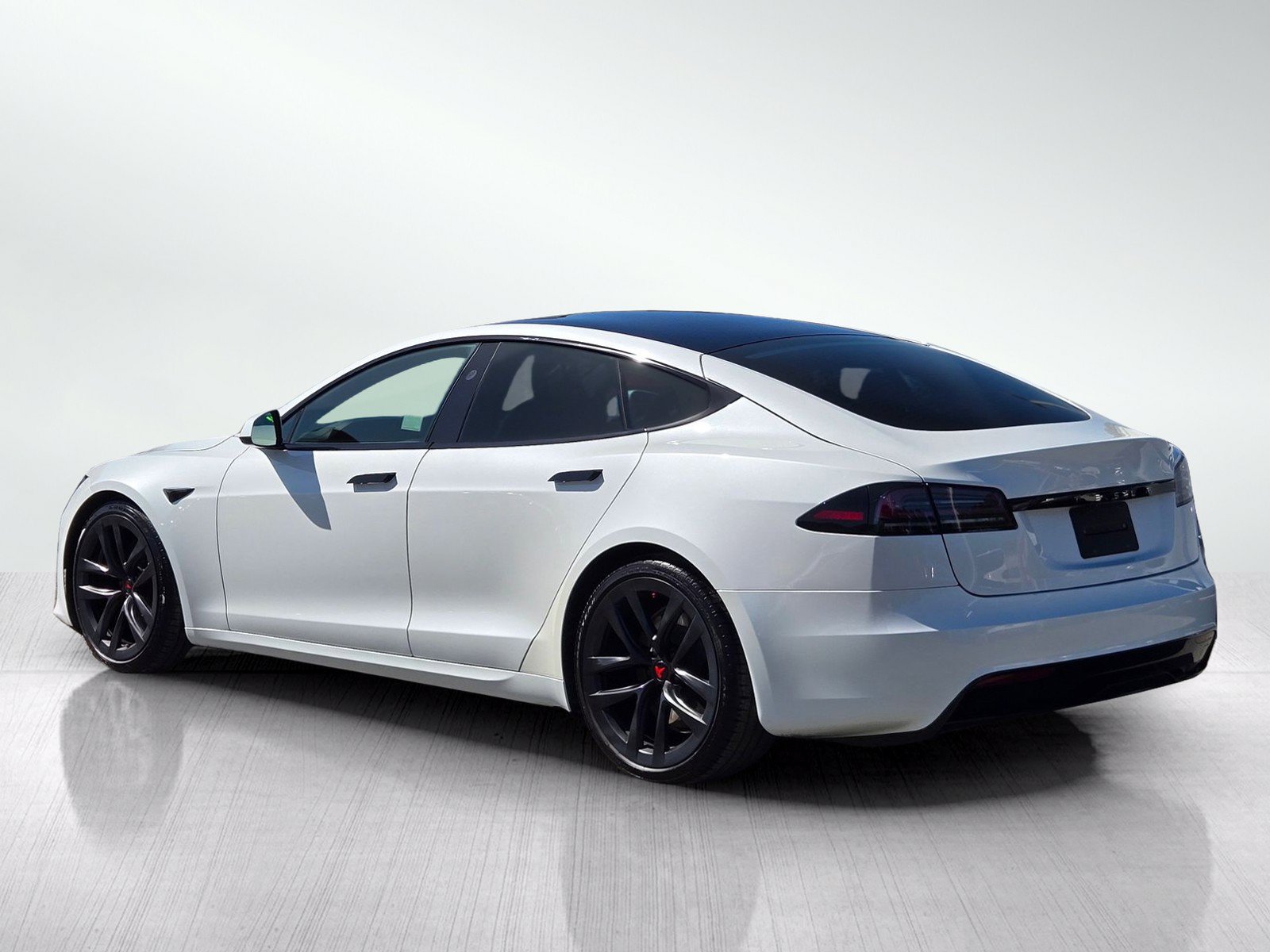 Used 2023 Tesla Model S AWD/4WD image 6