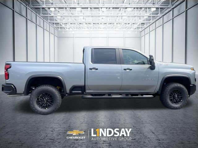 New 2026 Chevrolet Silverado 2500 ZR2 AWD/4WD image 9