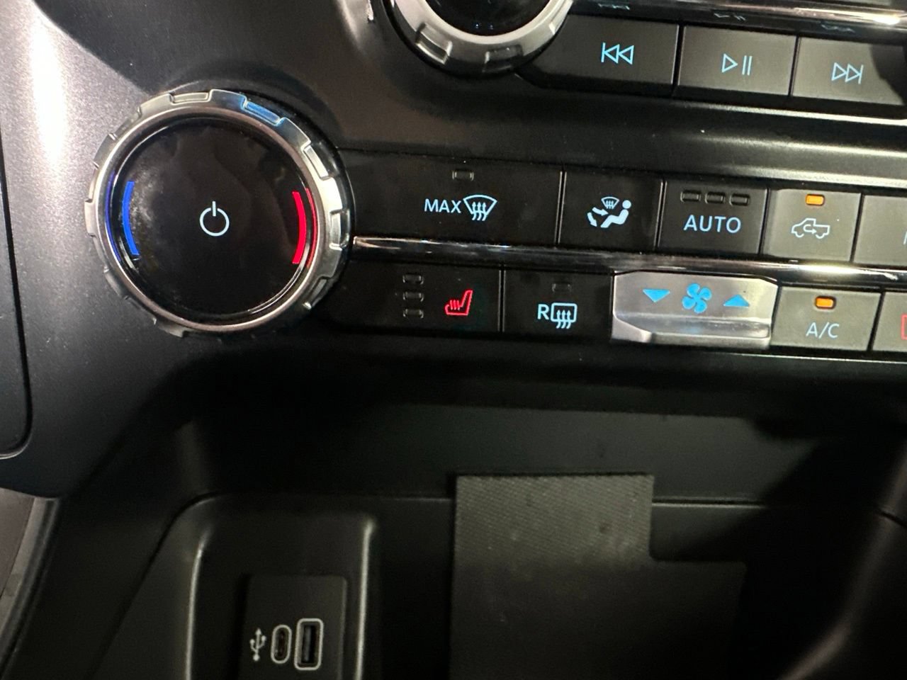 Used 2025 Ford F150 Tremor w/ Tow/Haul Package AWD/4WD image 23